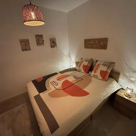 Cosy In Cannes, Ac, Wifi, 15min Palais 아파트
