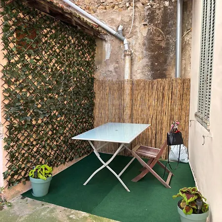 דירה Cosy In Cannes, Ac, Wifi, 15min Palais קאן